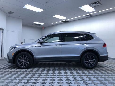 Used 2022 Volkswagen Tiguan SE image 11