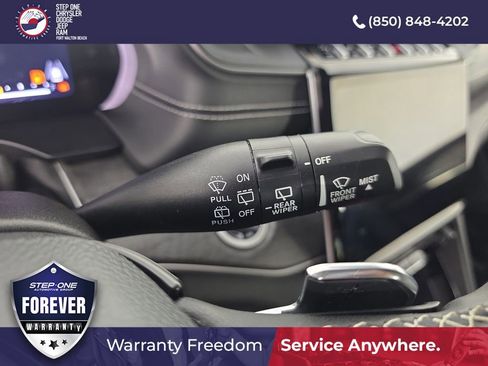Used 2023 Jeep Grand Cherokee Limited RWD image 21