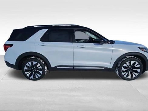 Used 2026 Ford Explorer Platinum w/ LUX Leather Package image 9