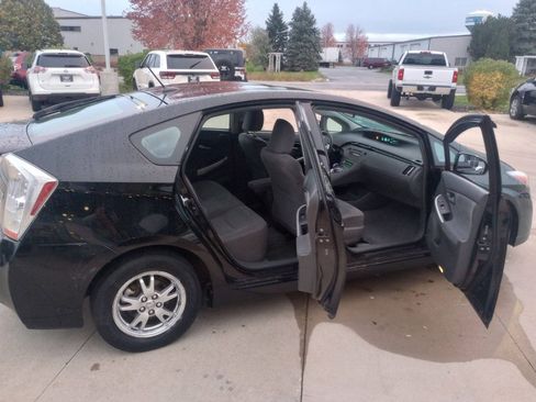 Used 2010 Toyota Prius One image 4