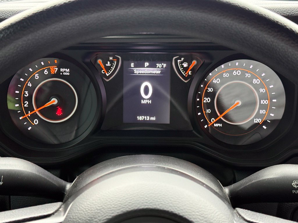 Used 2024 Jeep Gladiator Sport AWD/4WD image 12