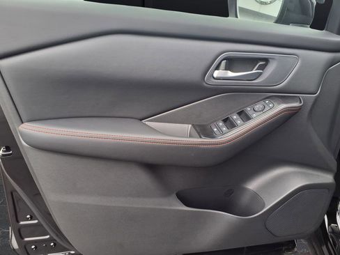 New 2026 Nissan Rogue SV AWD/4WD image 36