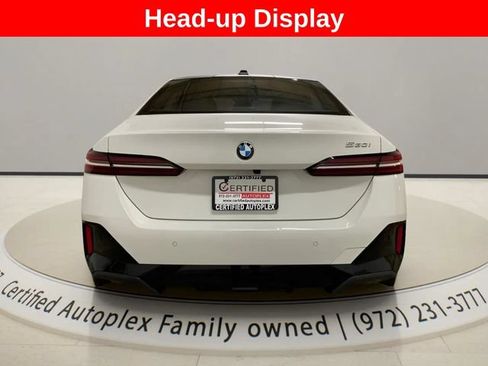 Used 2026 BMW 530i RWD image 4