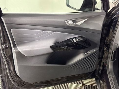 Certified 2023 Volkswagen ID.4 Pro S image 11