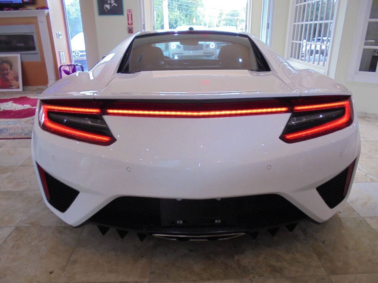 Used 2017 Acura NSX AWD/4WD image 22