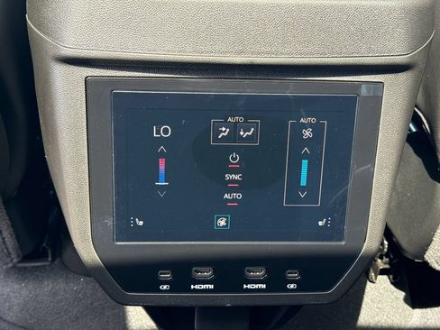 New 2026 GMC Yukon AT4 Ultimate AWD/4WD image 30