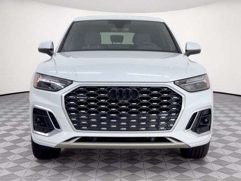 Used 2023 Audi Q5 2.0T Premium Plus w/ Premium Plus Package AWD/4WD image 6