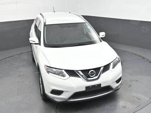 Used 2016 Nissan Rogue SV w/ SV Premium Package AWD/4WD image 32
