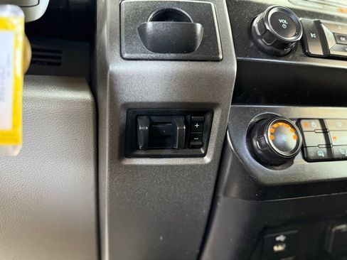 Used 2020 Ford F350 XL w/ Power Equipment Group image 31