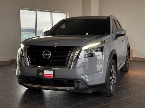 Used 2022 Nissan Pathfinder Platinum w/ Cargo Package image 50