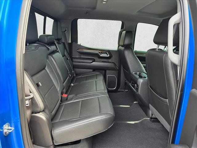 Used 2022 Chevrolet Silverado 1500 RST w/ Convenience Package II AWD/4WD image 12