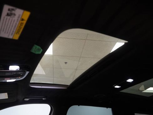 Used 2024 Hyundai Palisade Calligraphy image 4