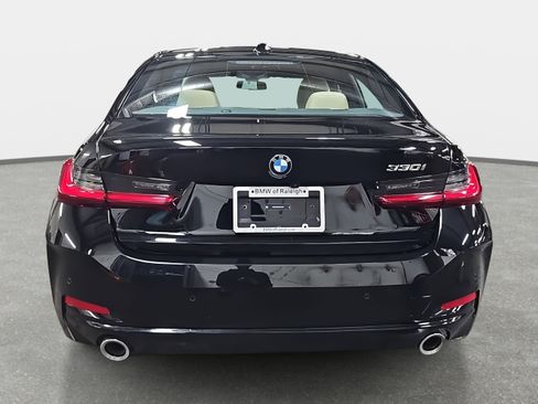 Certified 2025 BMW 330i Sedan w/ Premium Package image 6
