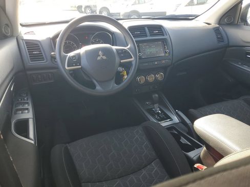 Used 2025 Mitsubishi Outlander Sport ES AWD/4WD image 11