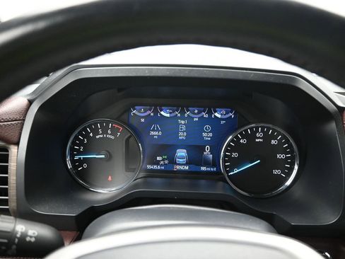 Used 2023 Ford Expedition Limited image 18