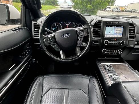 Used 2018 Ford Expedition Max Limited w/ Equipment Group 301A AWD/4WD image 3