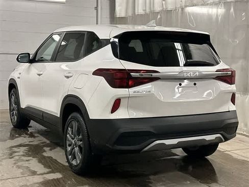 Used 2023 Kia Seltos LX image 29