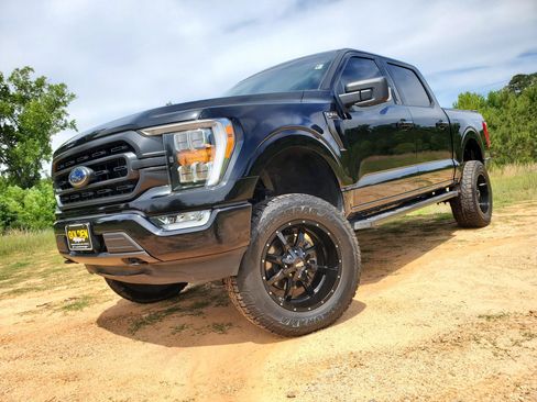 Used 2021 Ford F150 XLT w/ Equipment Group 302A High AWD/4WD image 2