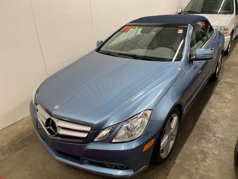 Used 2011 Mercedes-Benz E 350 Cabriolet image 3