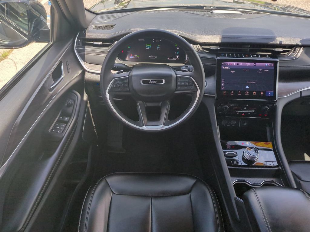 Used 2024 Jeep Grand Cherokee Limited 4xe AWD/4WD image 19