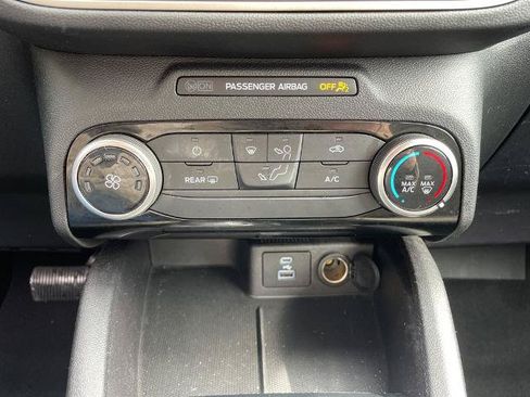 Certified 2022 Ford Escape SE AWD/4WD image 20