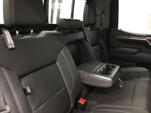 Used 2023 Chevrolet Silverado 1500 LTZ w/ LTZ Convenience Package II AWD/4WD image 20