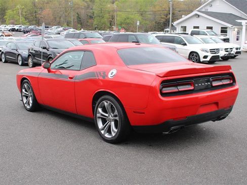 Used 2022 Dodge Challenger R/T image 6