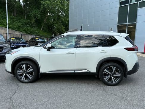 Used 2023 Nissan Rogue SL w/ SL Premium Package AWD/4WD image 3