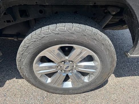 Used 2018 Ford F150 XLT w/ Equipment Group 302A Luxury AWD/4WD image 6