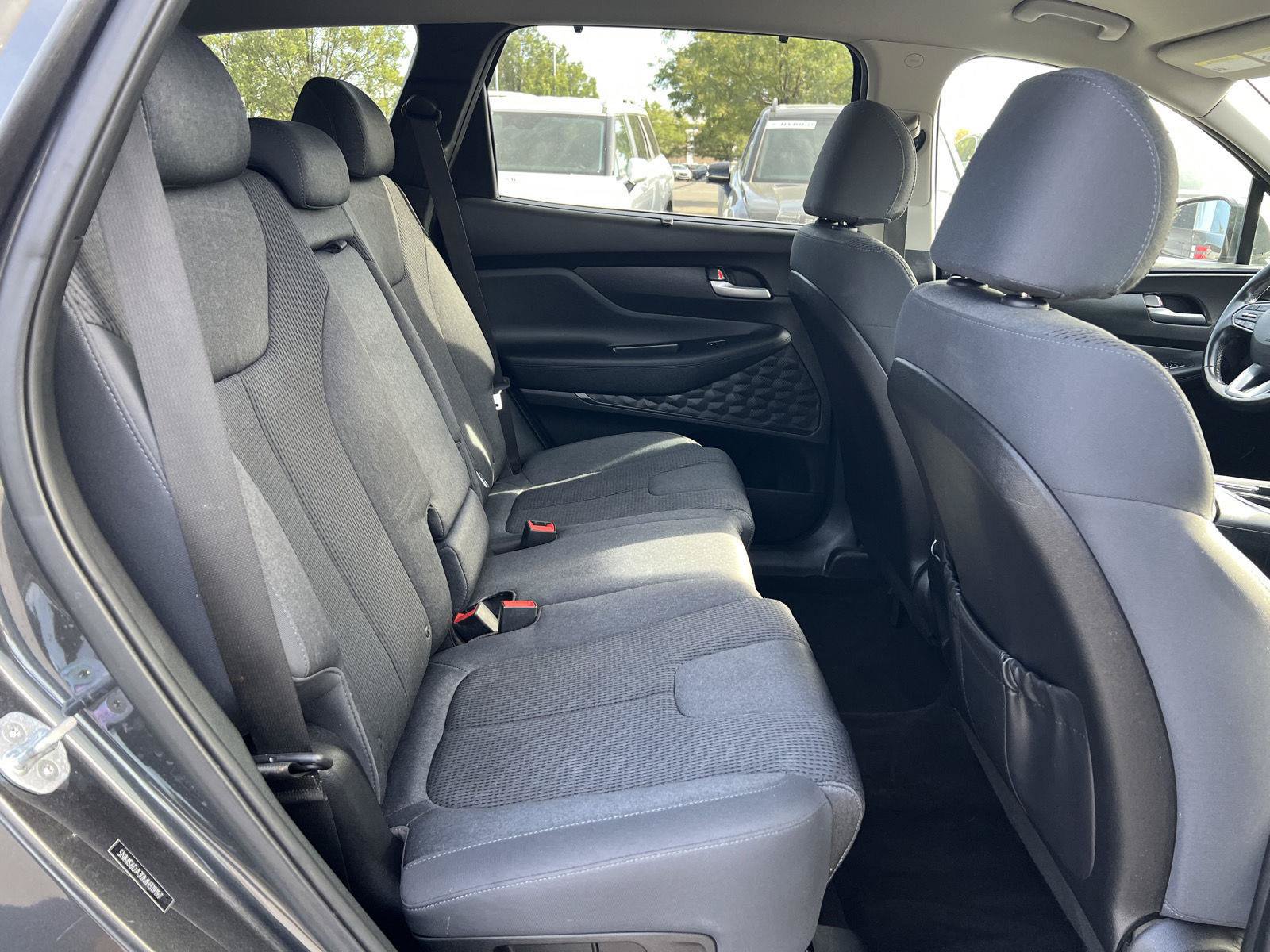 Used 2021 Hyundai Santa Fe SEL w/ Convenience Package AWD/4WD image 5
