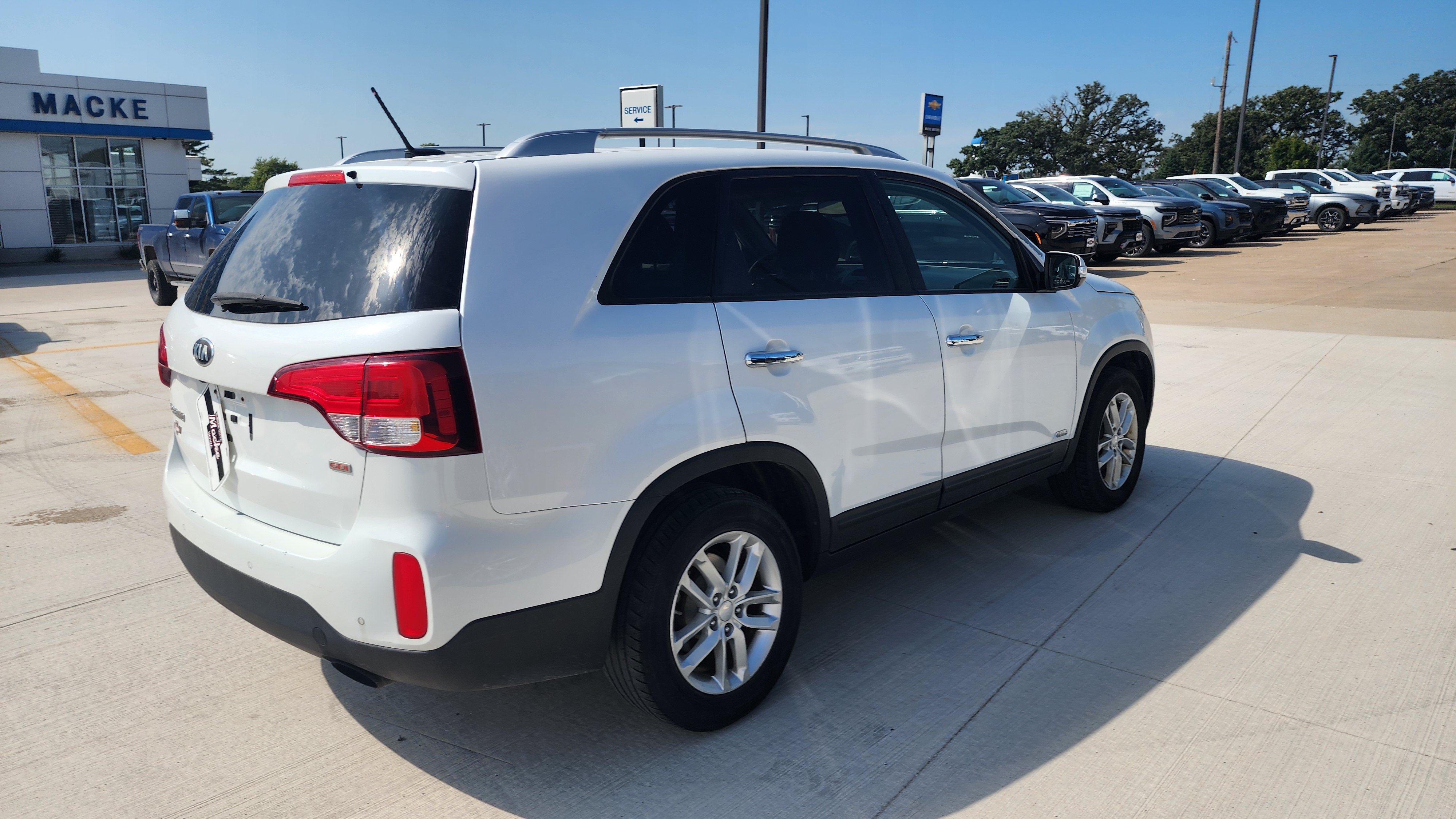 Used 2014 Kia Sorento LX AWD/4WD image 4