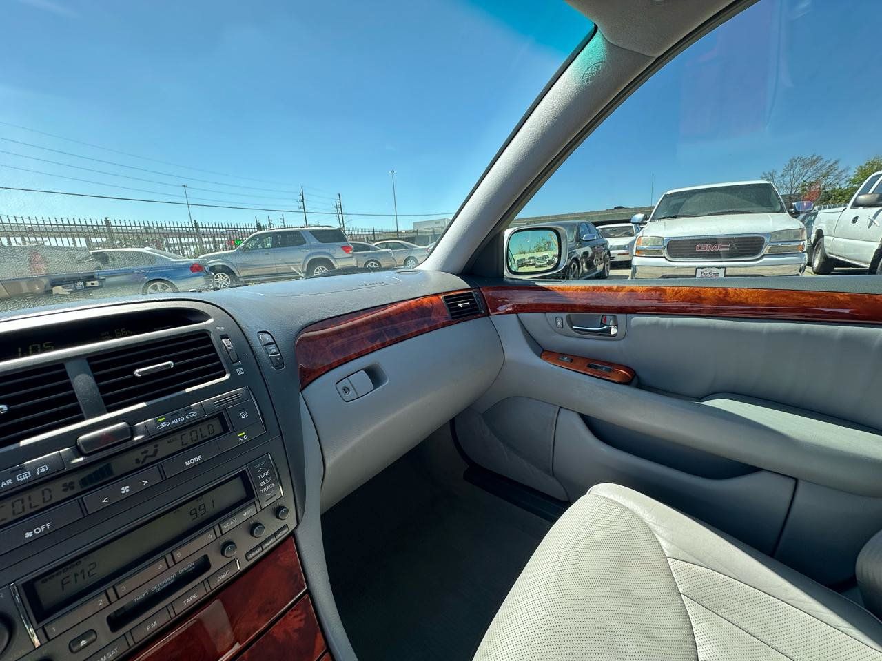 Used 2004 Lexus LS 430 RWD image 59