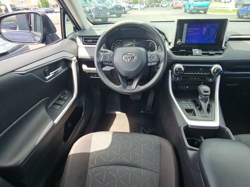 Certified 2025 Toyota RAV4 XLE AWD/4WD image 9