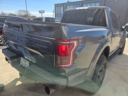 Used 2018 Ford F150 Raptor w/ Equipment Group 802A Luxury image 15
