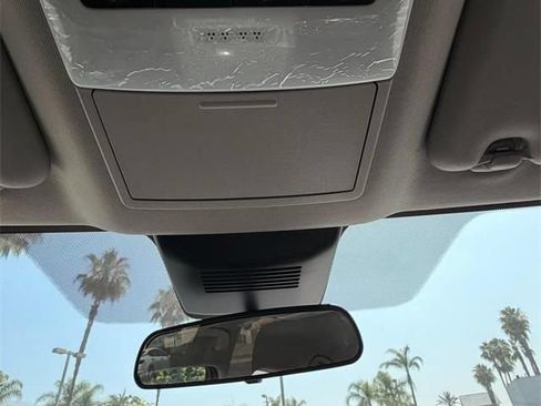 Used 2025 Nissan Sentra S FWD image 27