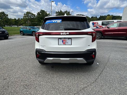 Used 2024 Kia Seltos SX AWD/4WD image 5