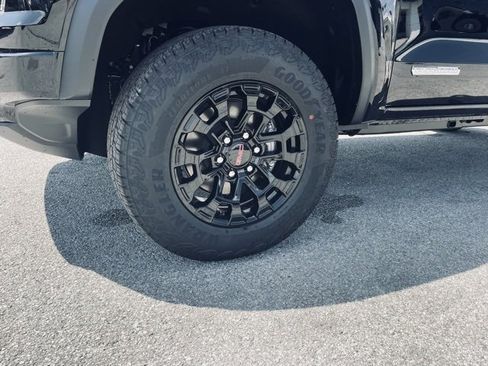 New 2026 GMC Canyon Elevation w/ Convenience Package image 30