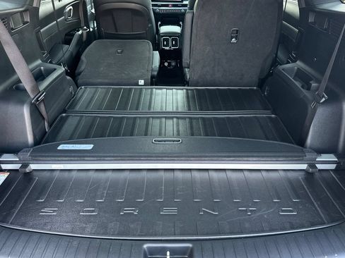 Certified 2026 Kia Sorento SX Prestige AWD/4WD image 15