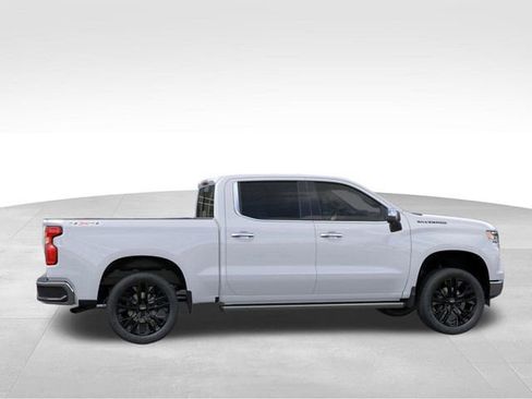 New 2026 Chevrolet Silverado 1500 LTZ w/ LTZ Premium Package AWD/4WD image 5