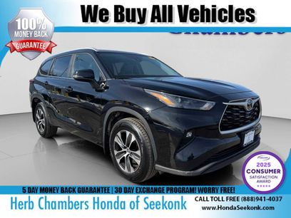 Used 2023 Toyota Highlander XLE