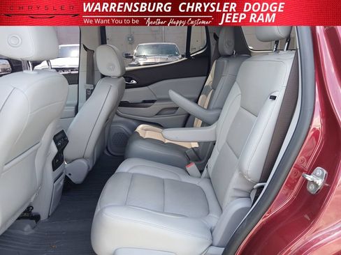 Used 2019 GMC Acadia SLT FWD image 14