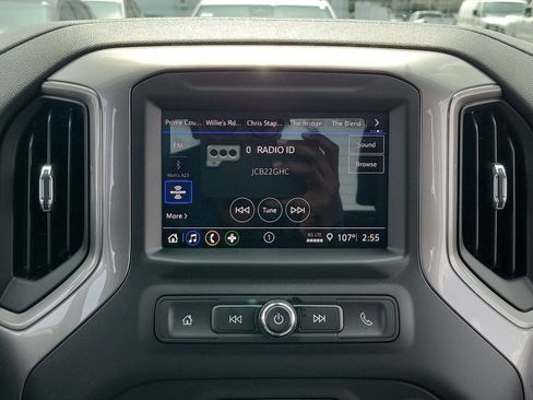 Used 2026 Chevrolet Silverado 1500 Custom RWD image 19