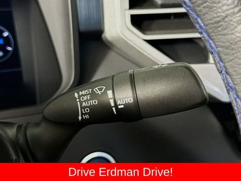 Used 2023 Toyota Tundra Platinum AWD/4WD image 16