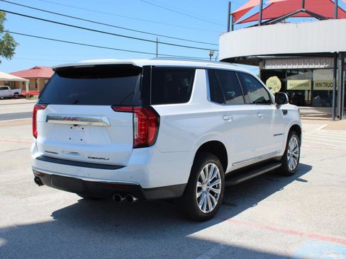 Used 2023 GMC Yukon Denali w/ LPO, Floor Liner Package AWD/4WD image 2