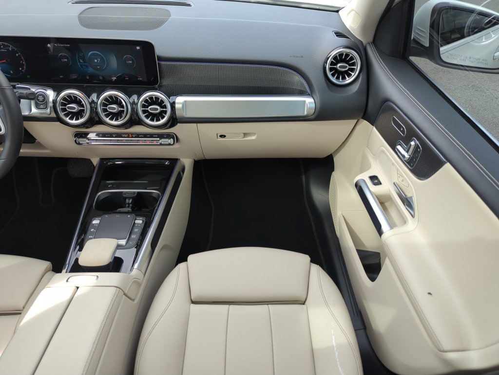 Used 2021 Mercedes-Benz GLB 250 image 16