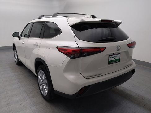 Used 2020 Toyota Highlander Limited image 5