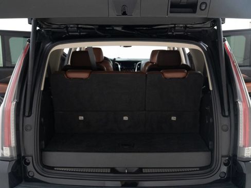 Used 2020 Cadillac Escalade Premium Luxury image 65