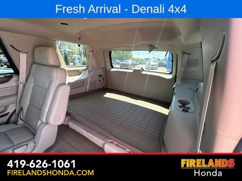 Used 2015 GMC Yukon Denali w/ Open Road Package AWD/4WD image 36