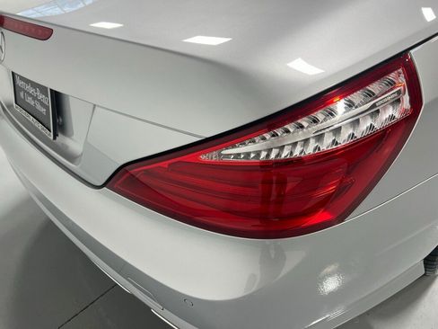 Used 2013 Mercedes-Benz SL 550 image 18