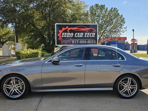 Used 2018 Mercedes-Benz E 300 w/ Premium 1 Package image 2